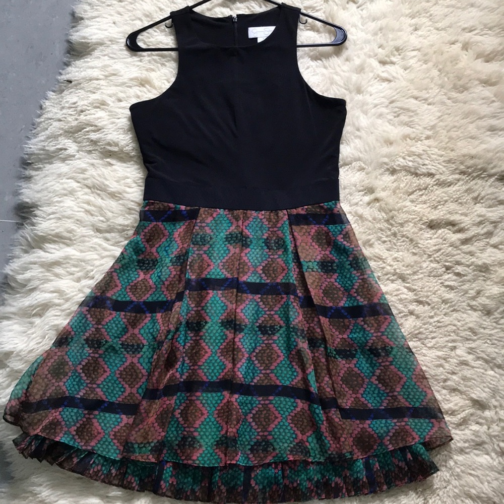 Jessica. Simpson pleated dress size 4